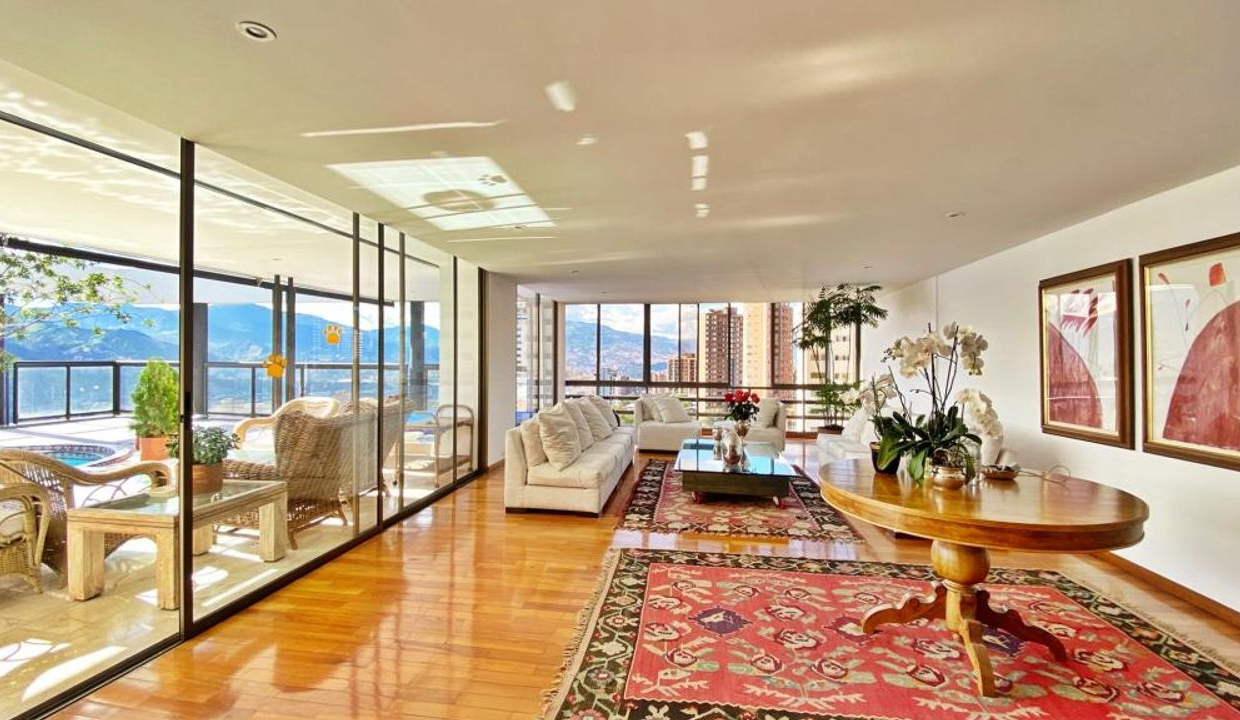 Beautiful view of Vacation Rentals In Medellin With Penthouse Amenities
