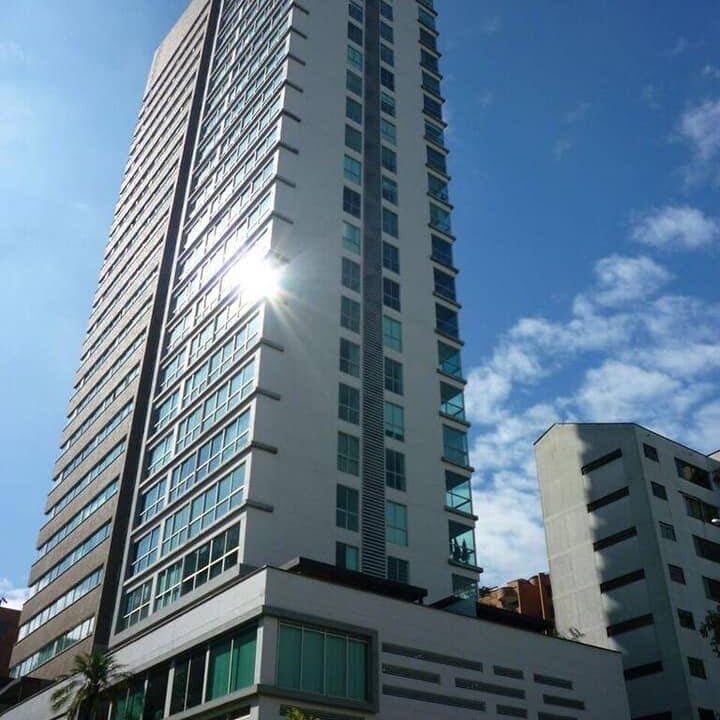 09